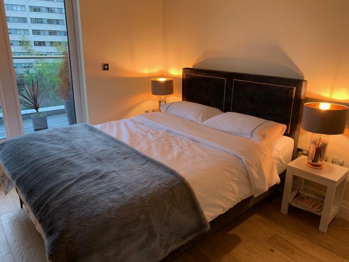 Thames View Apartment, Imperial Wharf Лондон Екстер'єр фото